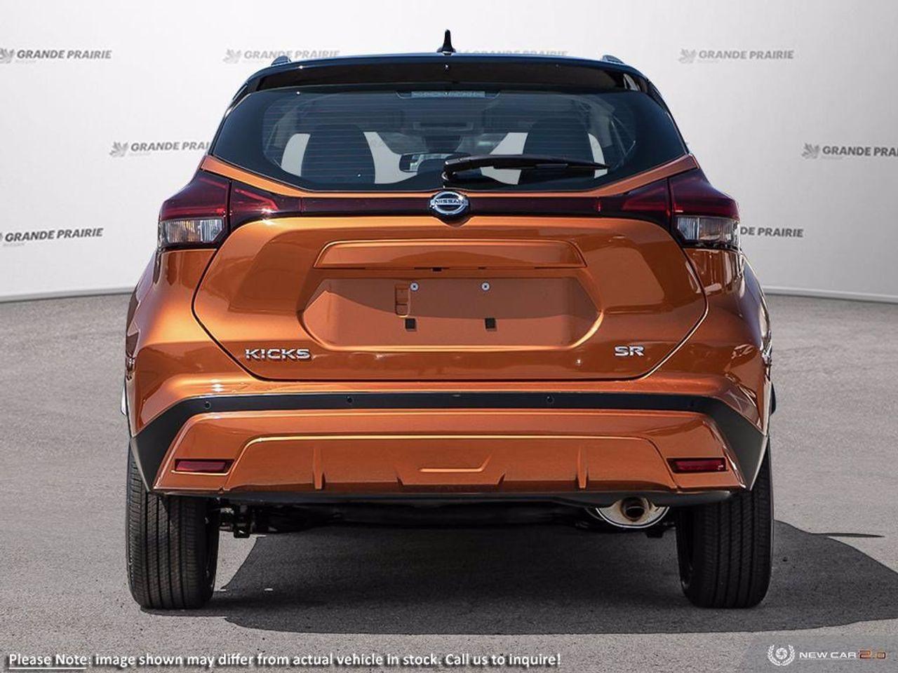 2021 Nissan Kicks SR-4