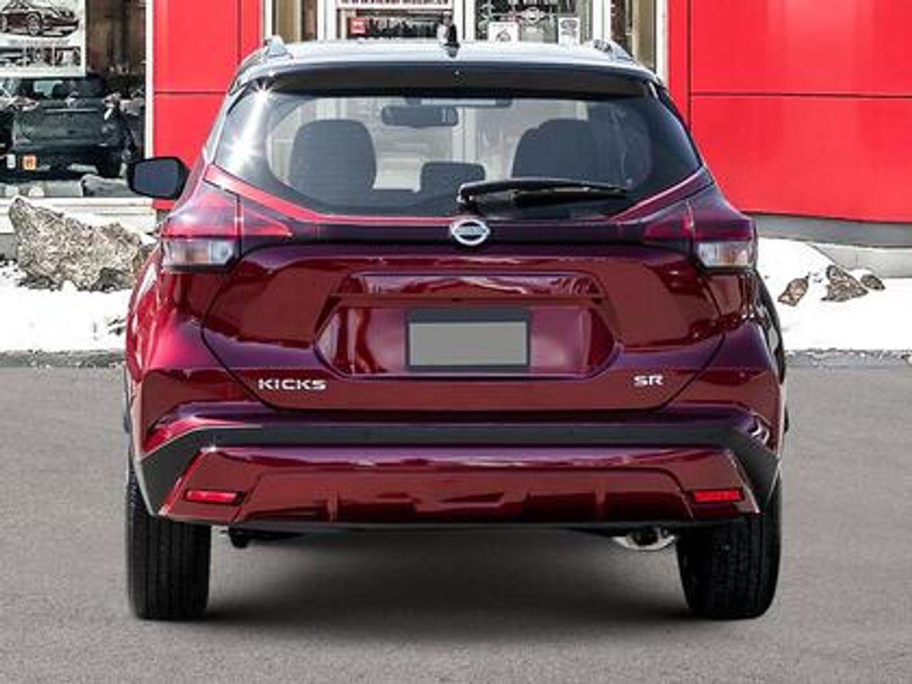 2021 Nissan Kicks SR-4