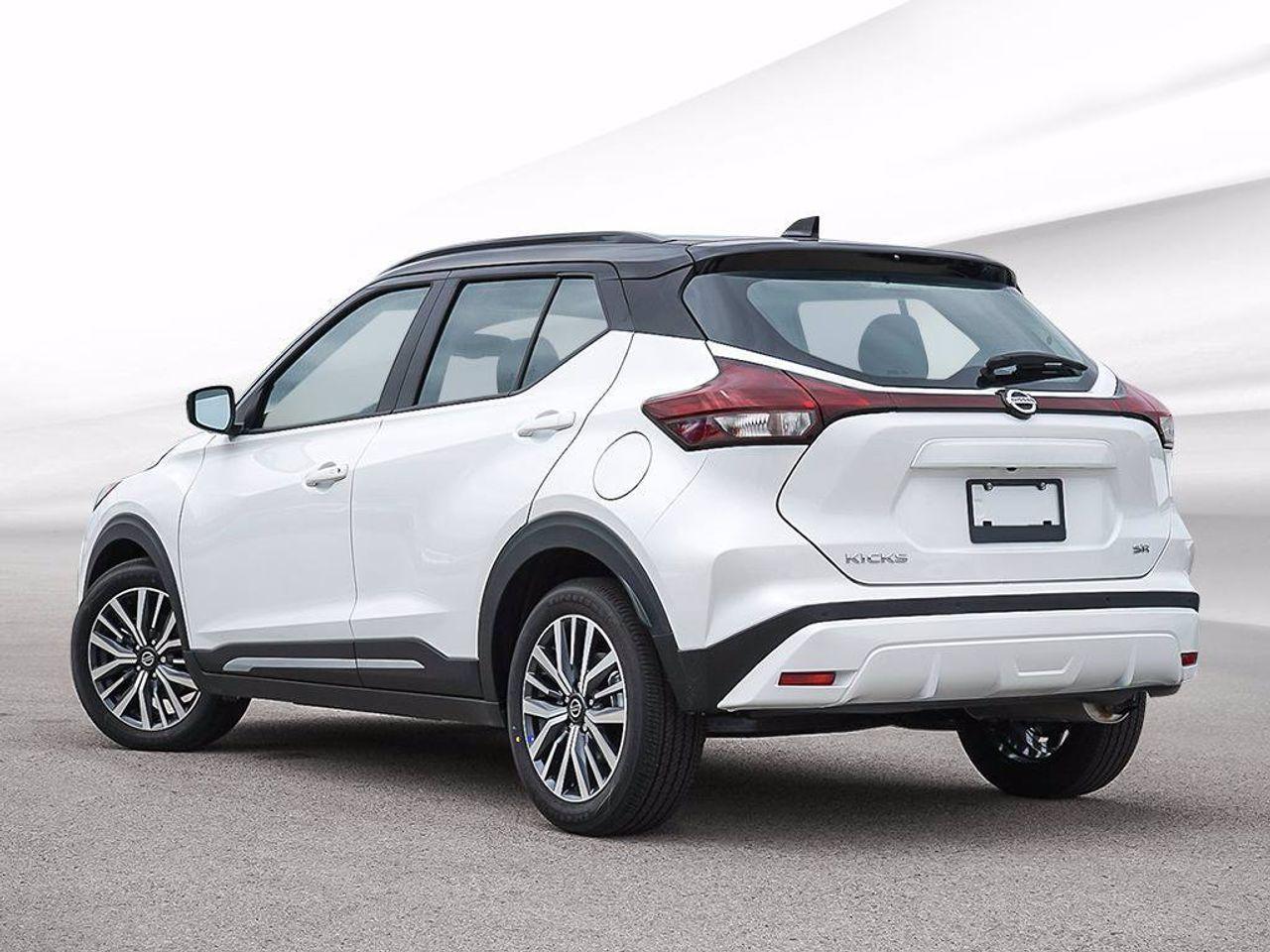 2021 Nissan Kicks SR-3