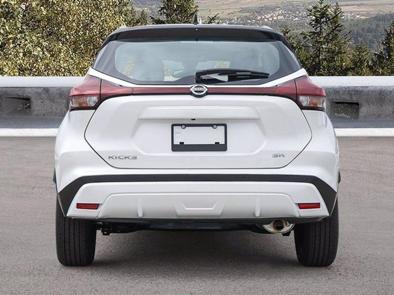 2021 Nissan Kicks SR-4