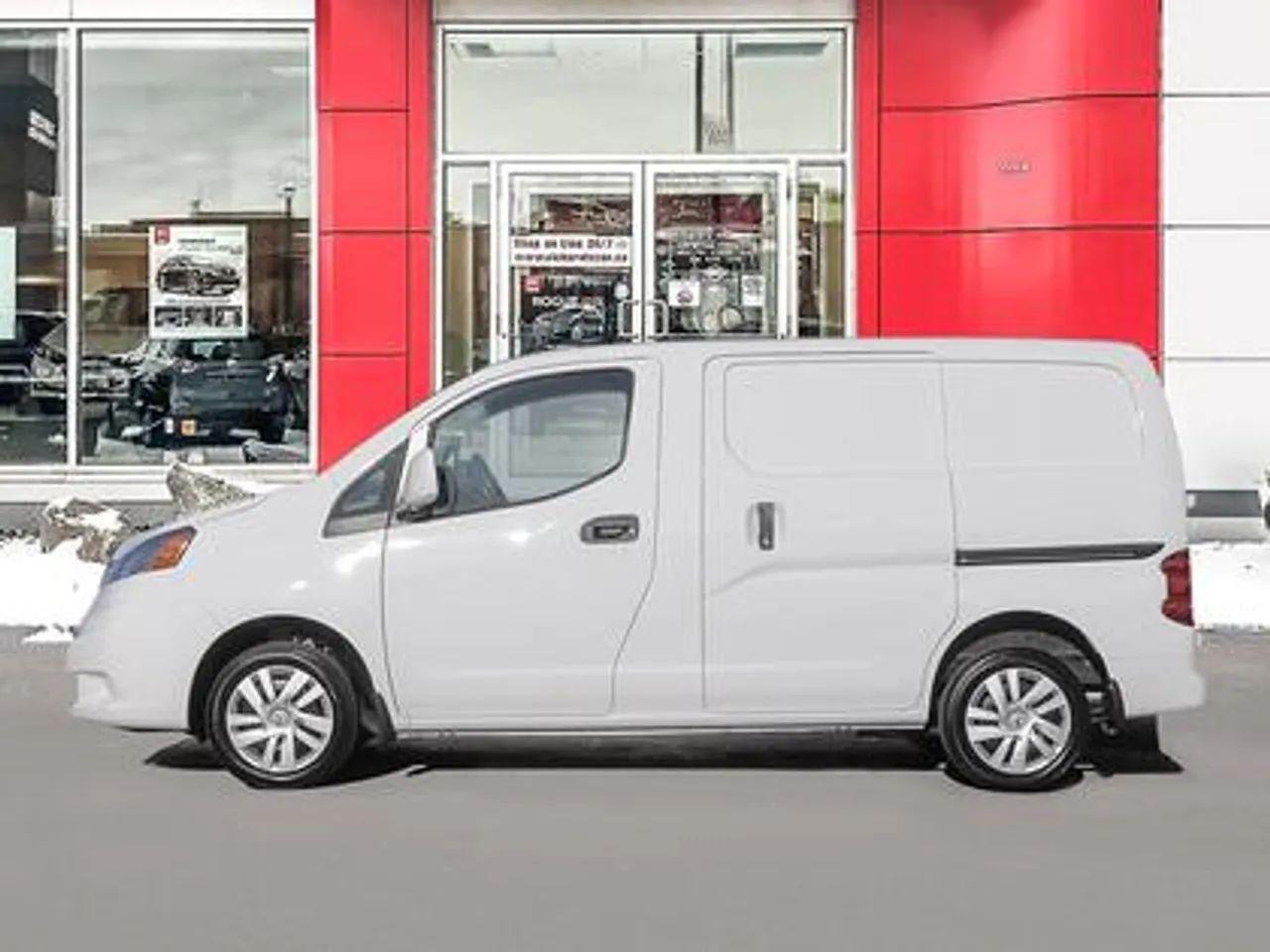 2021 Nissan NV200 S-2