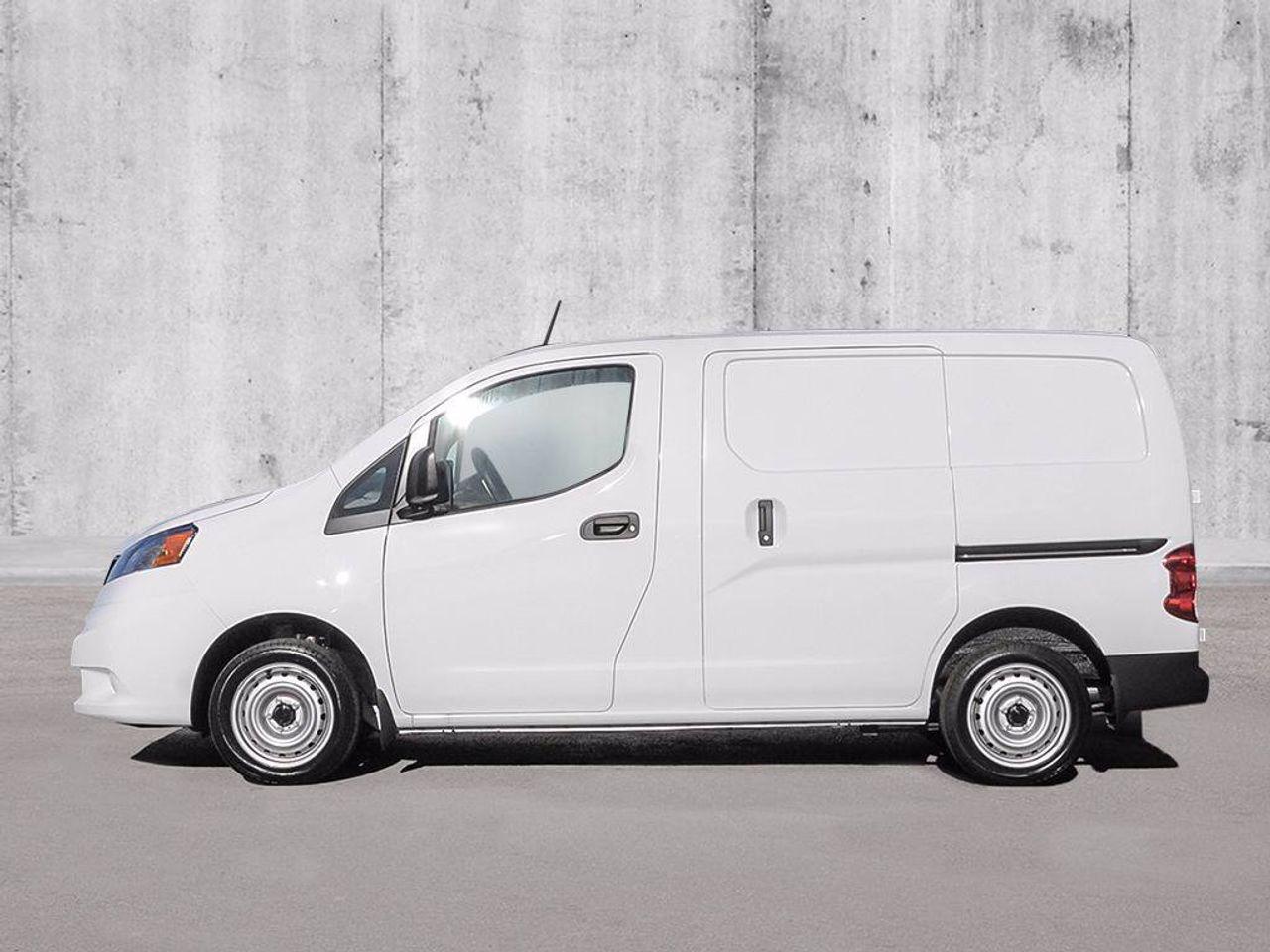 2021 Nissan NV200 S-2