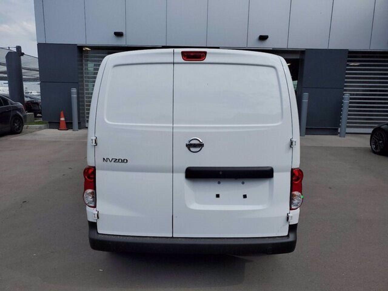 2021 Nissan NV200 S-2