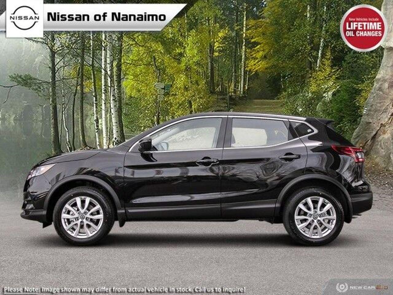 2021 Nissan Rogue Sport S-2