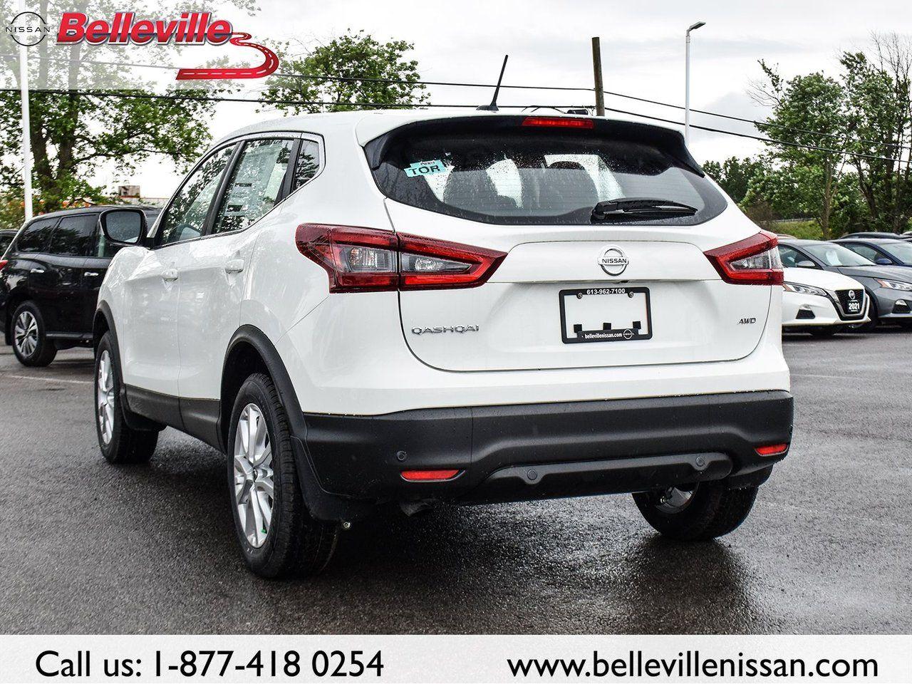 2021 Nissan Rogue Sport S-4