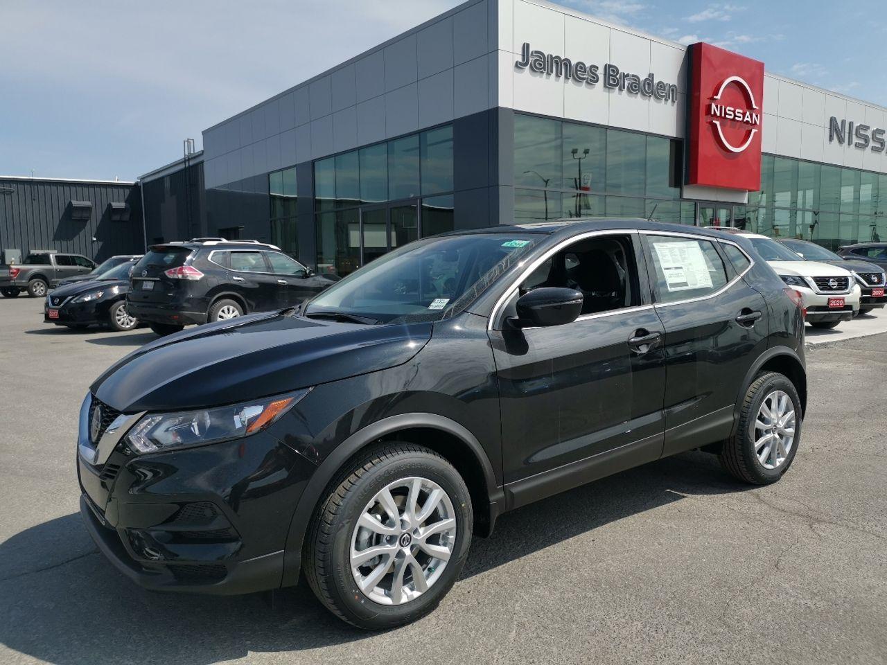 2021 Nissan Rogue Sport S-2