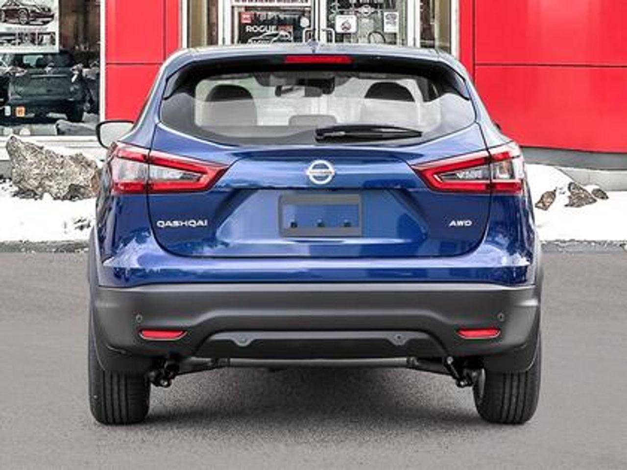 2021 Nissan Rogue Sport S-3
