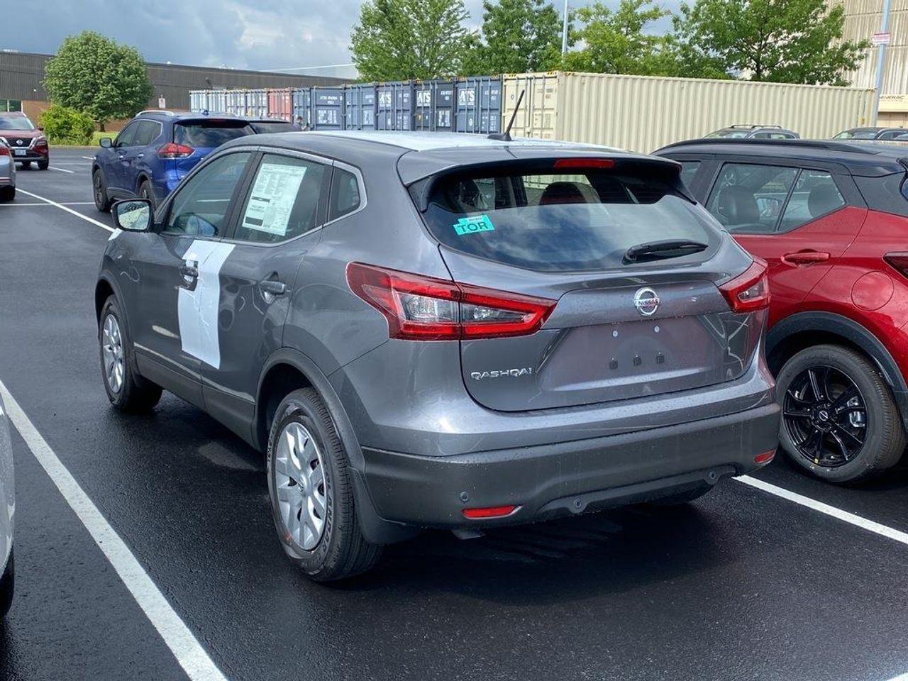 2021 Nissan Rogue Sport S-4