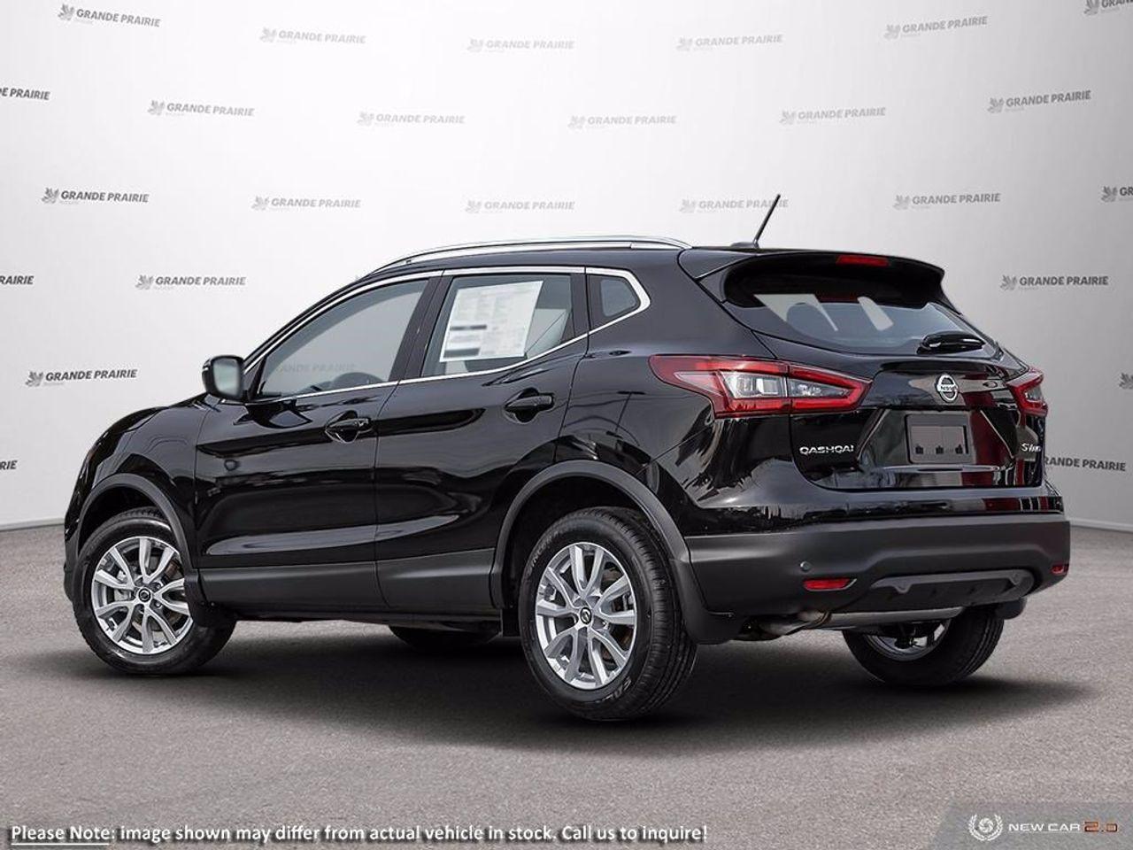 2021 Nissan Rogue Sport SV-3
