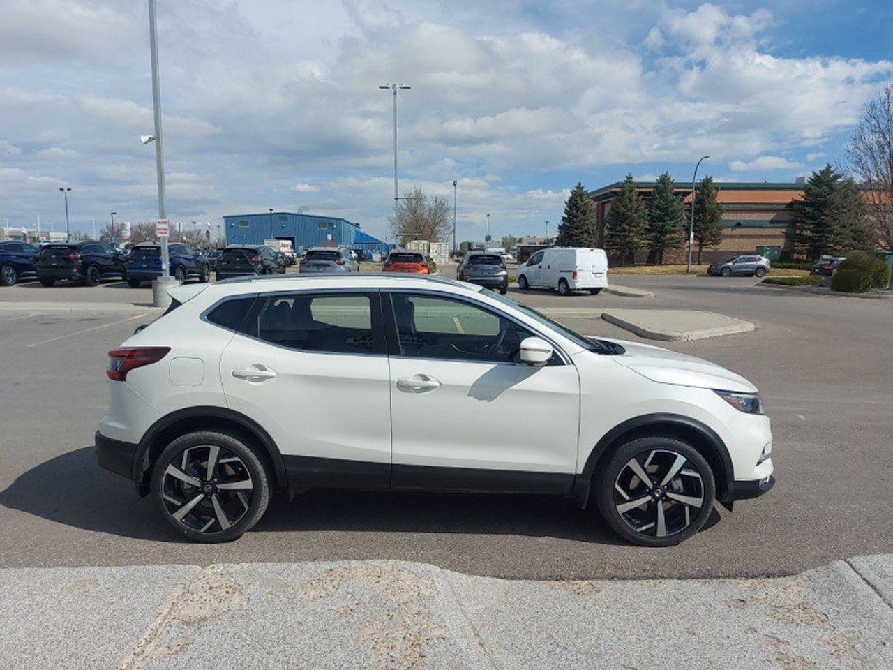 2021 Nissan Rogue Sport SV-2