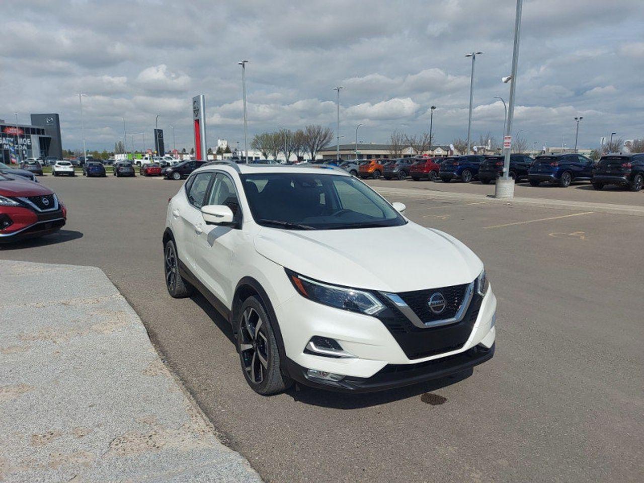 2021 Nissan Rogue Sport SV-3