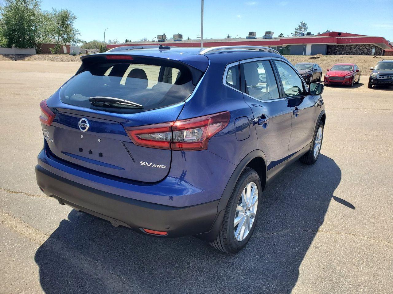 2021 Nissan Rogue Sport SV-2