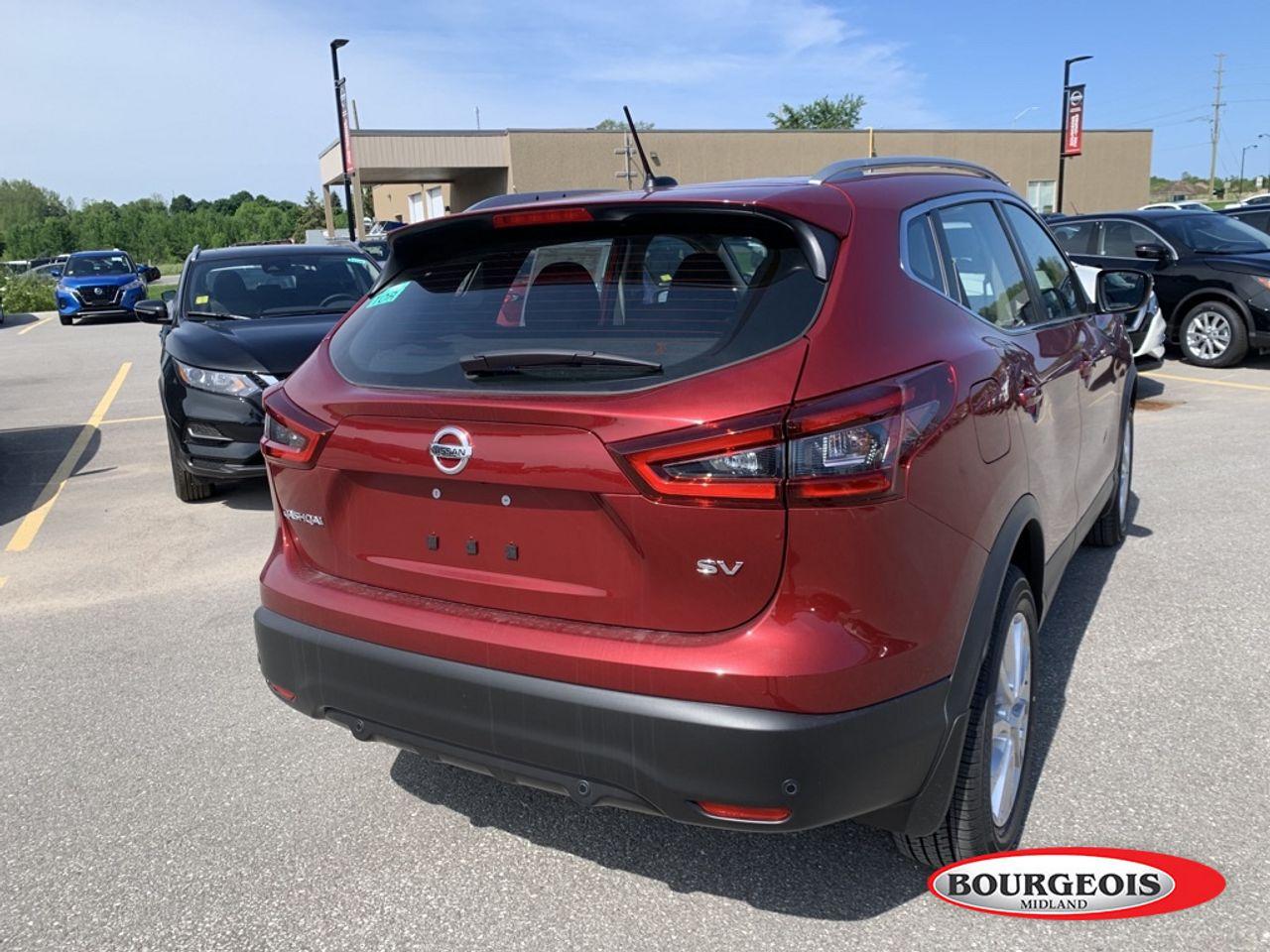 2021 Nissan Rogue Sport SV-2