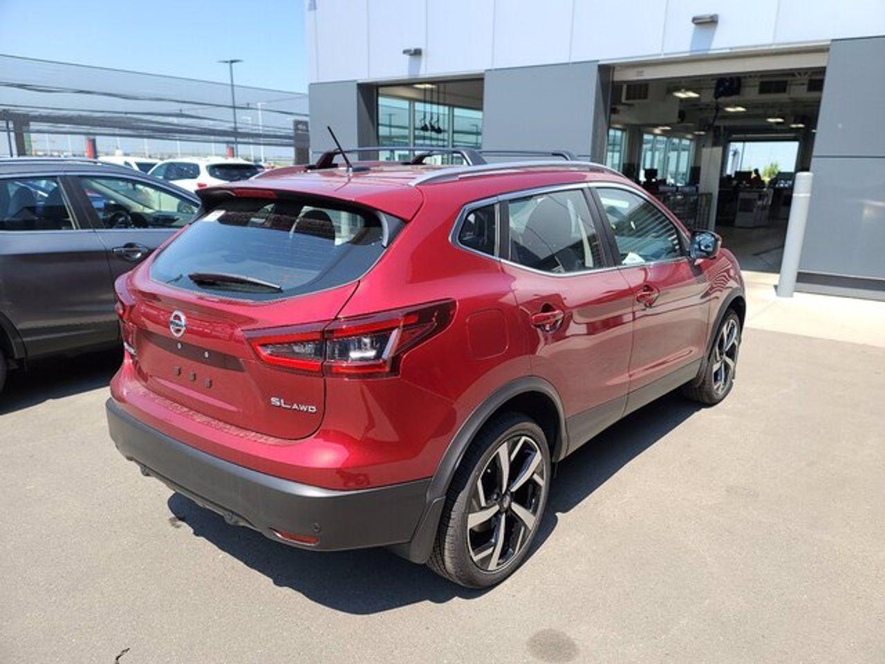 2021 Nissan Rogue Sport SV-3