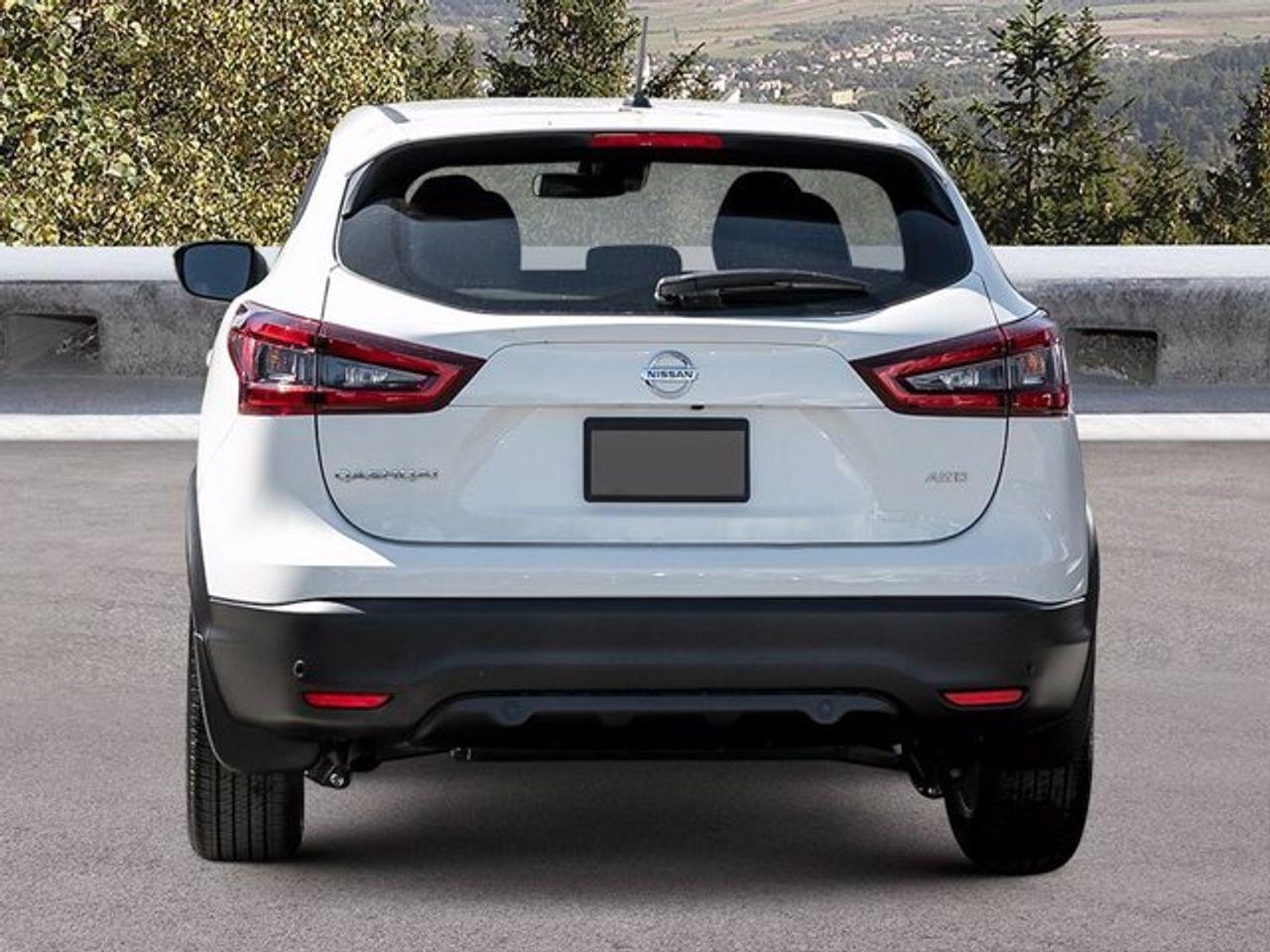 2021 Nissan Rogue Sport S-4