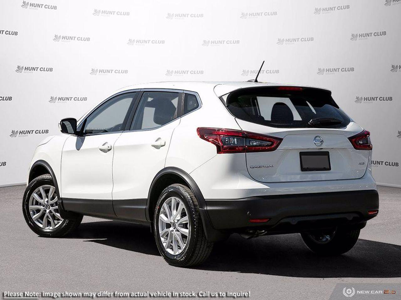 2021 Nissan Rogue Sport S-3