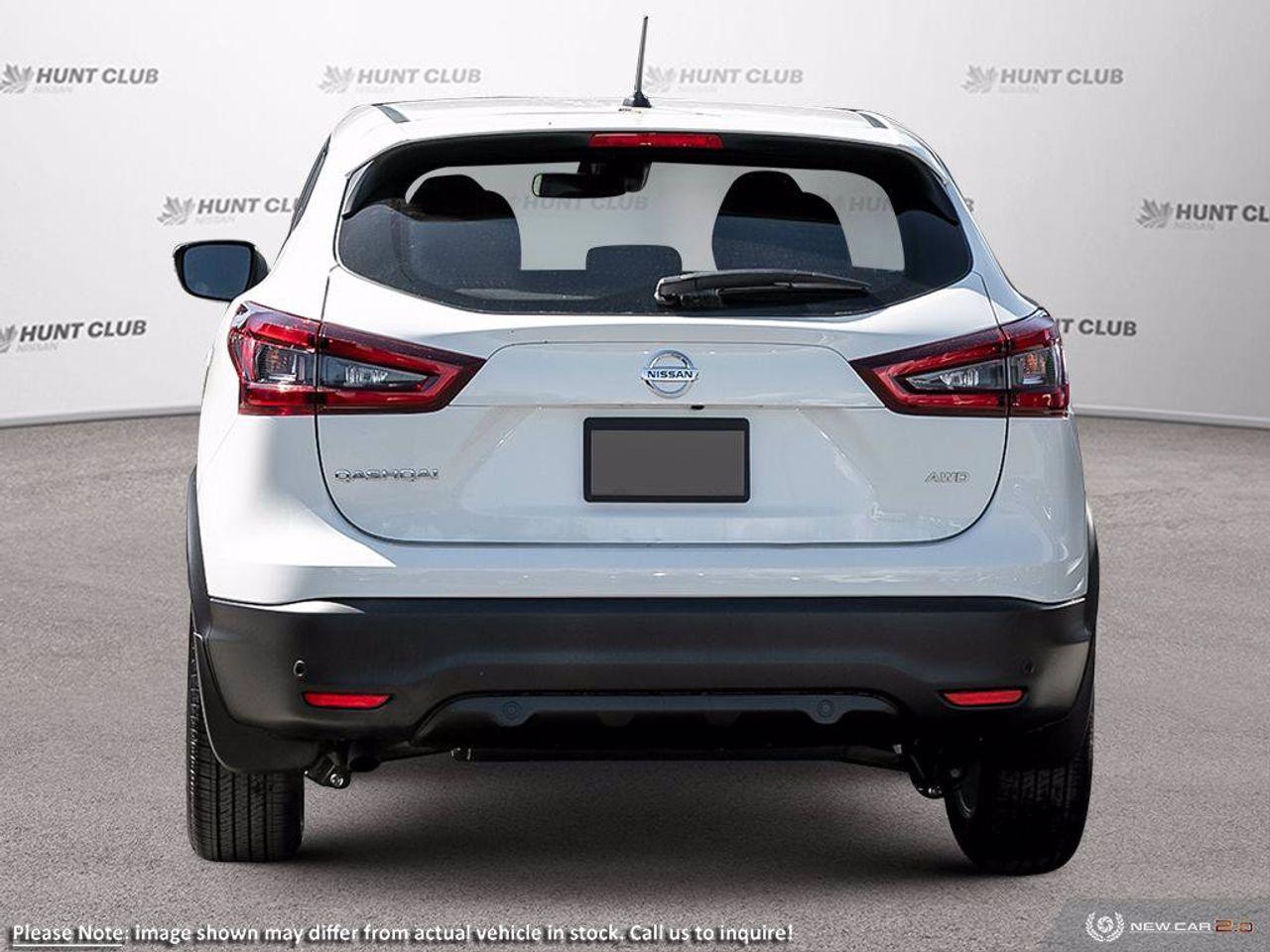 2021 Nissan Rogue Sport S-4