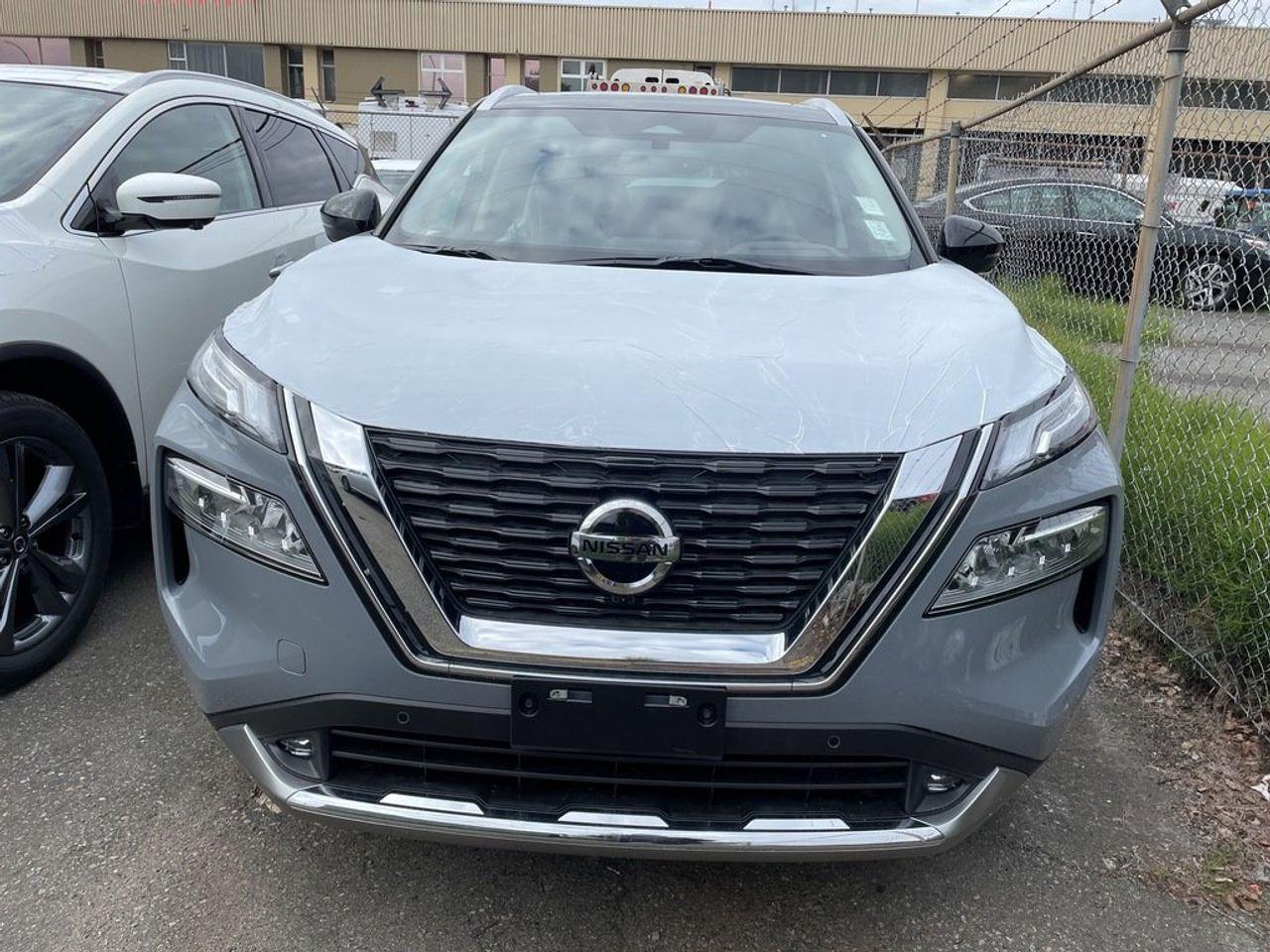 2021 Nissan Rogue Platinum-2