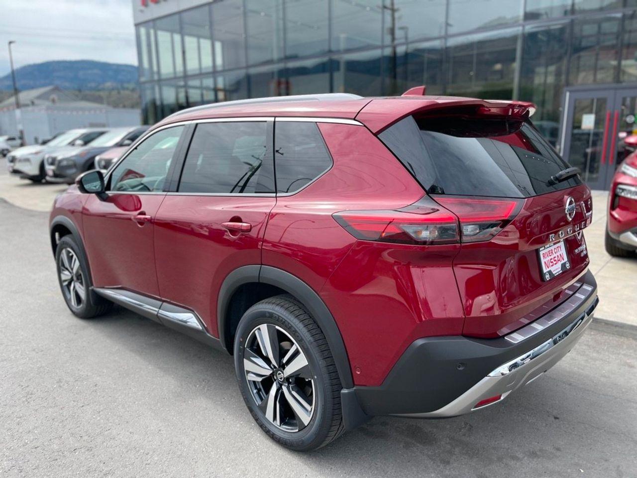 2021 Nissan Rogue Platinum-2