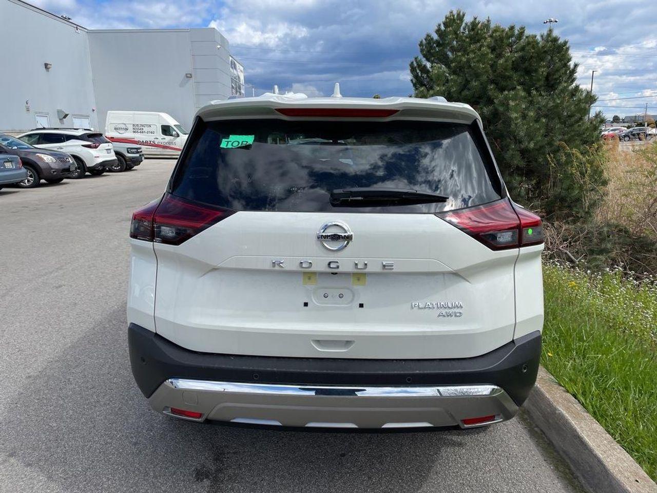 2021 Nissan Rogue Platinum-3