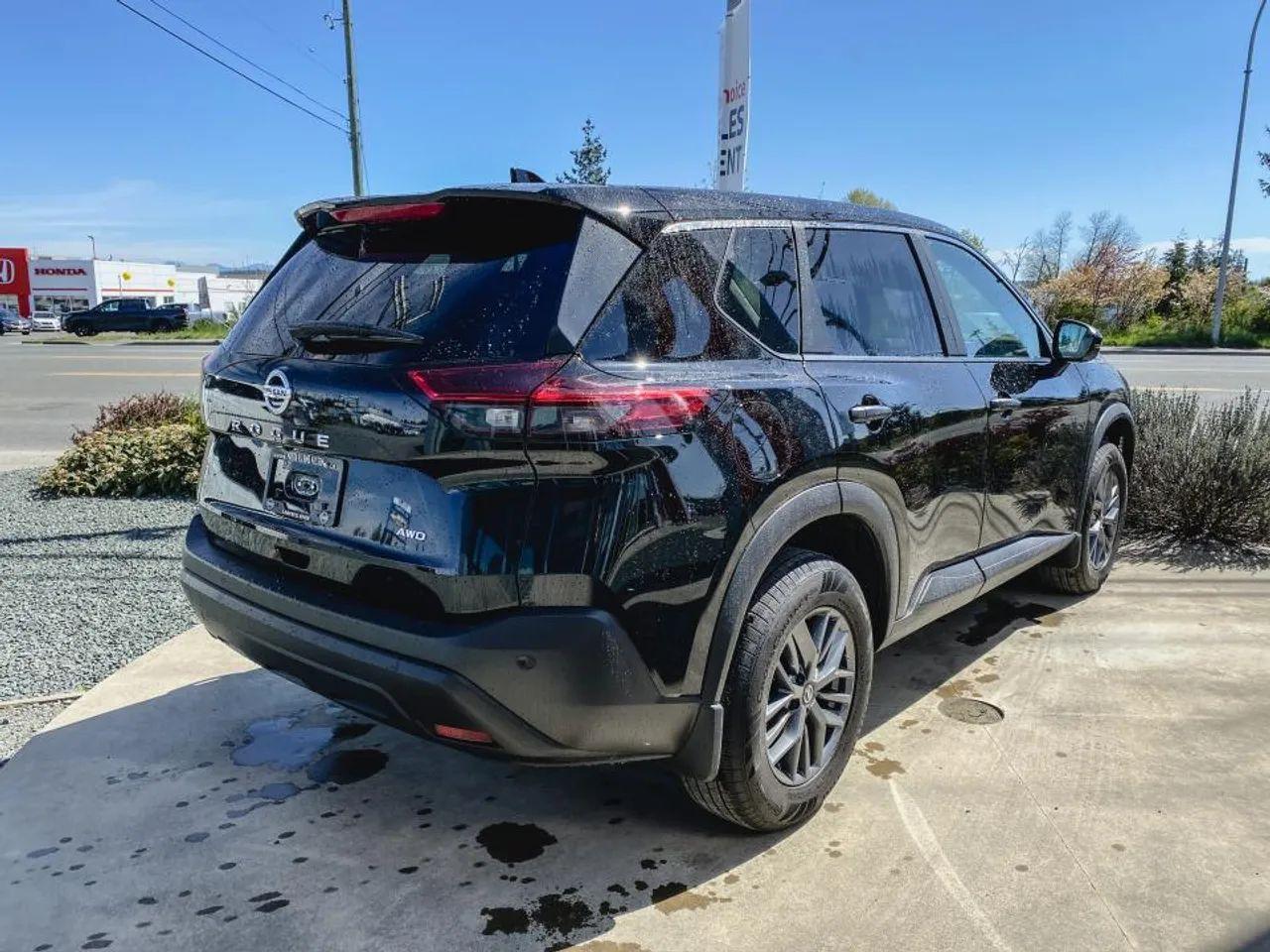 2021 Nissan Rogue S-4