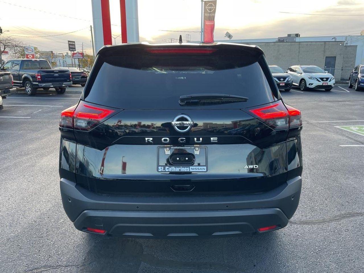 2021 Nissan Rogue S-4