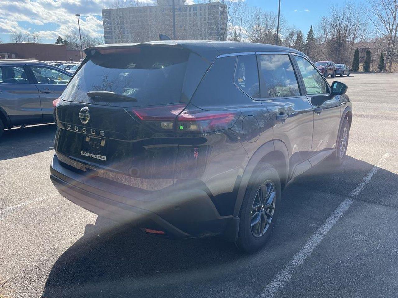 2021 Nissan Rogue S-2