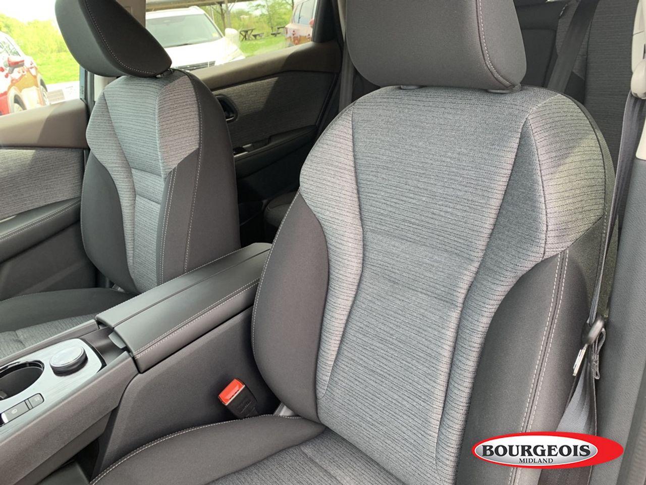 2021 Nissan Rogue S-4