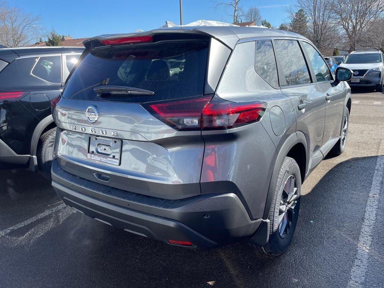 2021 Nissan Rogue S-2