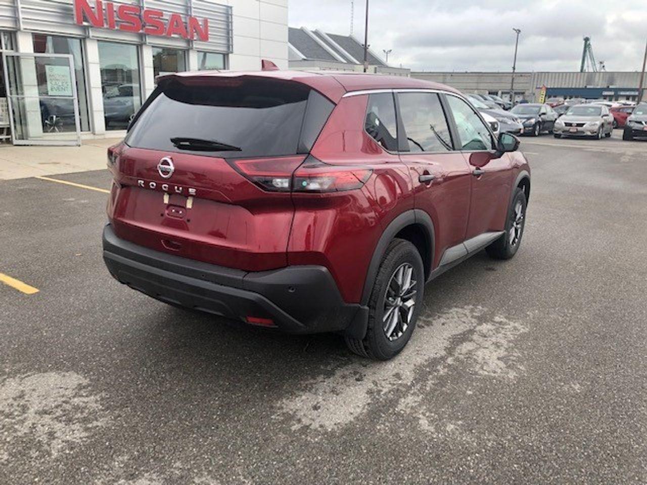 2021 Nissan Rogue S-4
