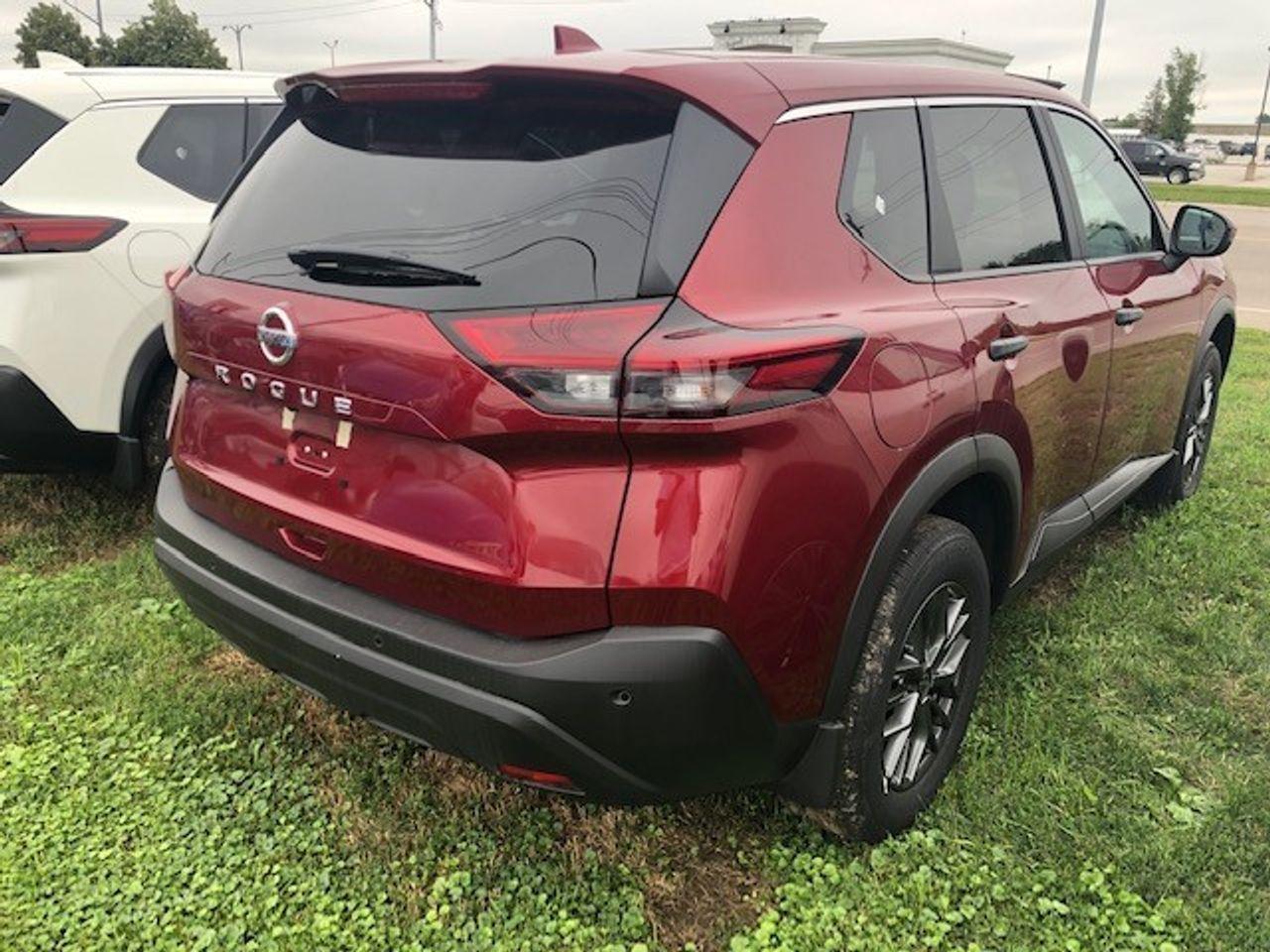 2021 Nissan Rogue S-3