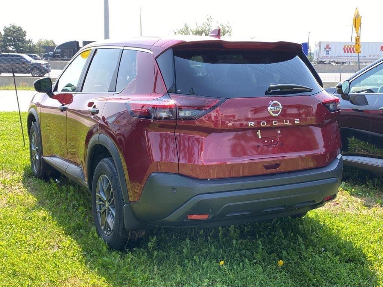 2021 Nissan Rogue S-4