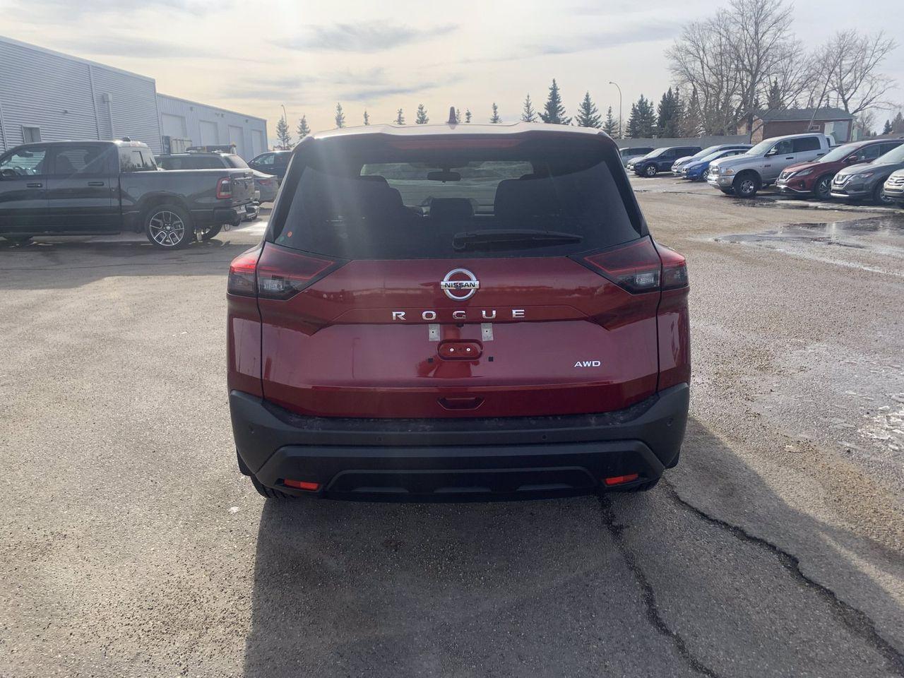 2021 Nissan Rogue S-2