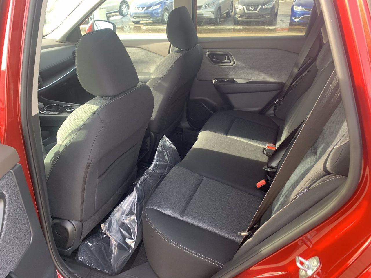 2021 Nissan Rogue S-4