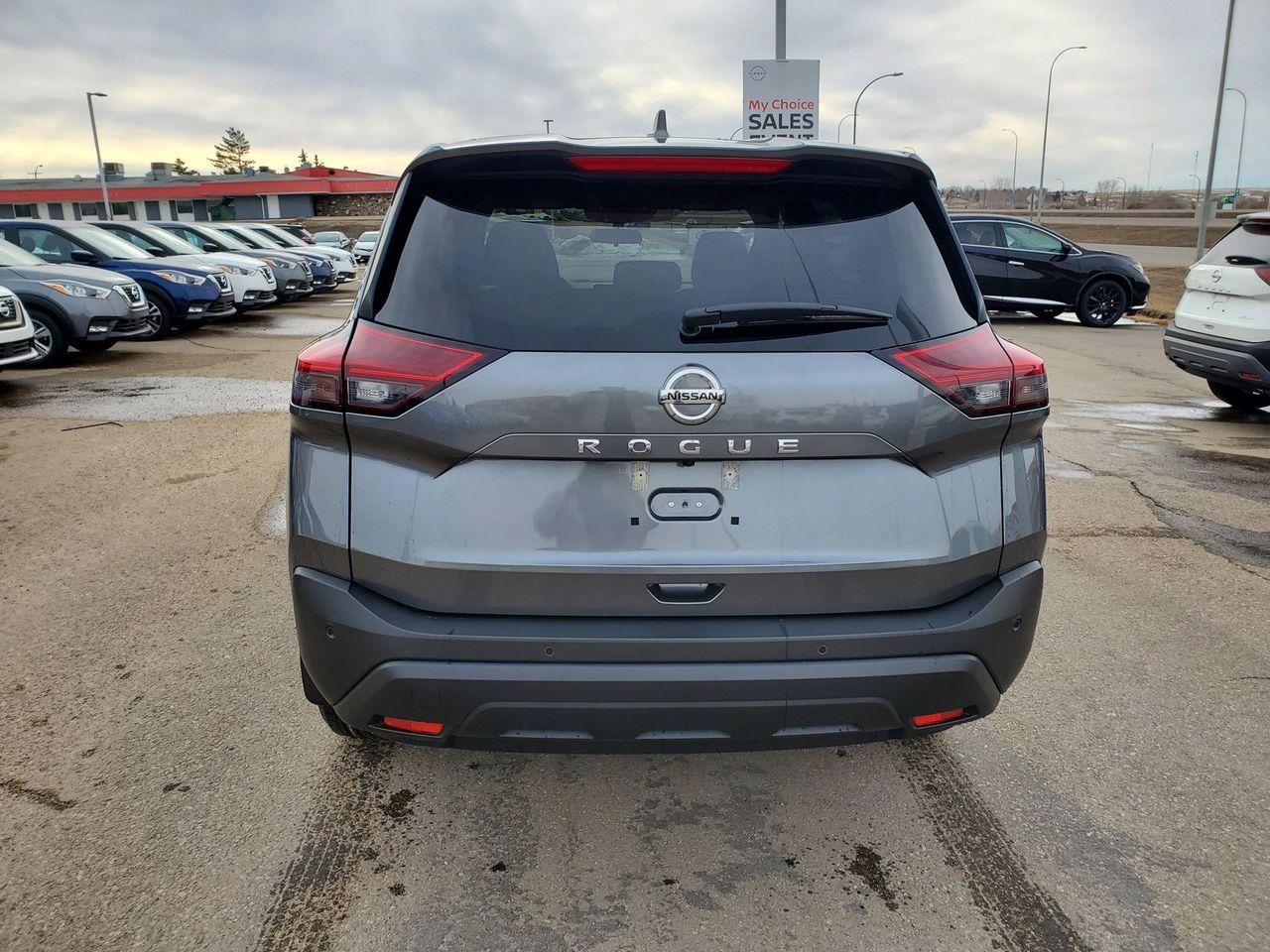 2021 Nissan Rogue S-3