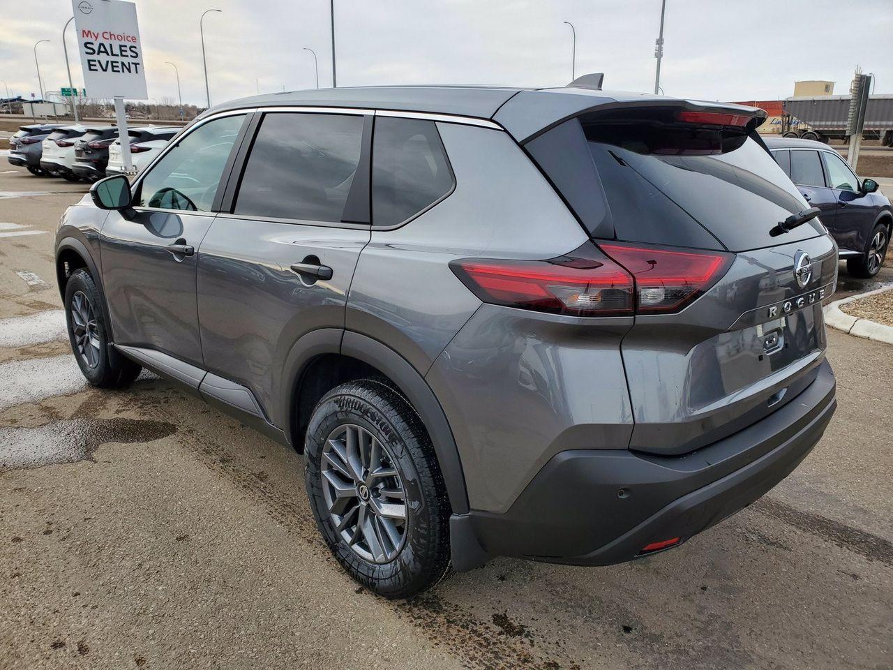 2021 Nissan Rogue S-4