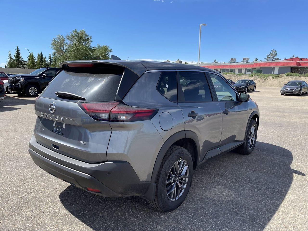 2021 Nissan Rogue S-2