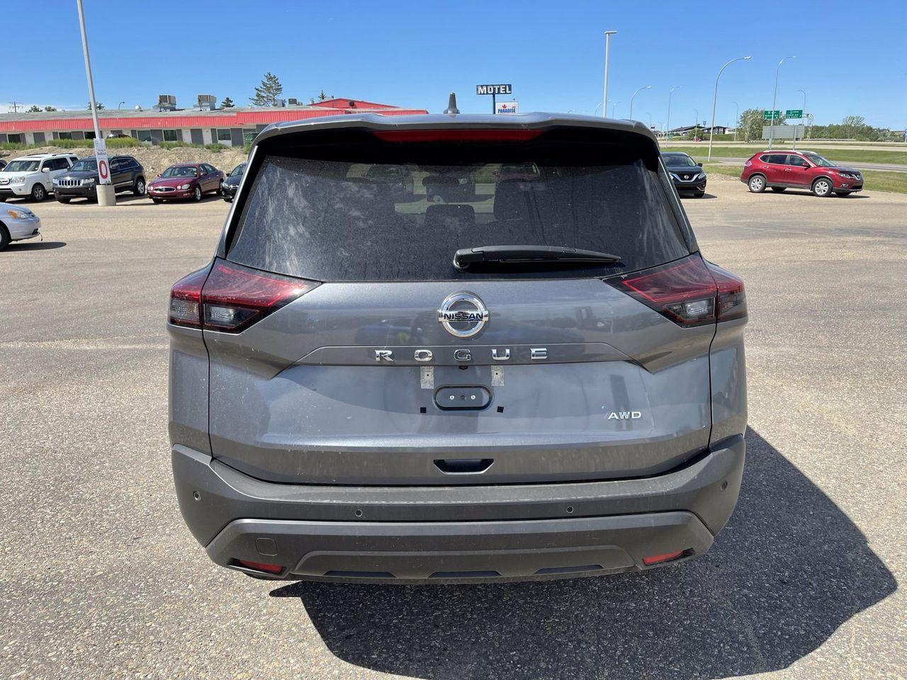 2021 Nissan Rogue S-3