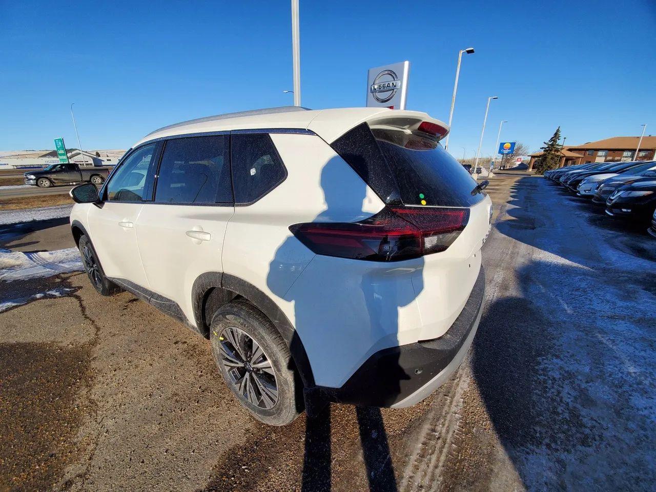 2021 Nissan Rogue SV-4