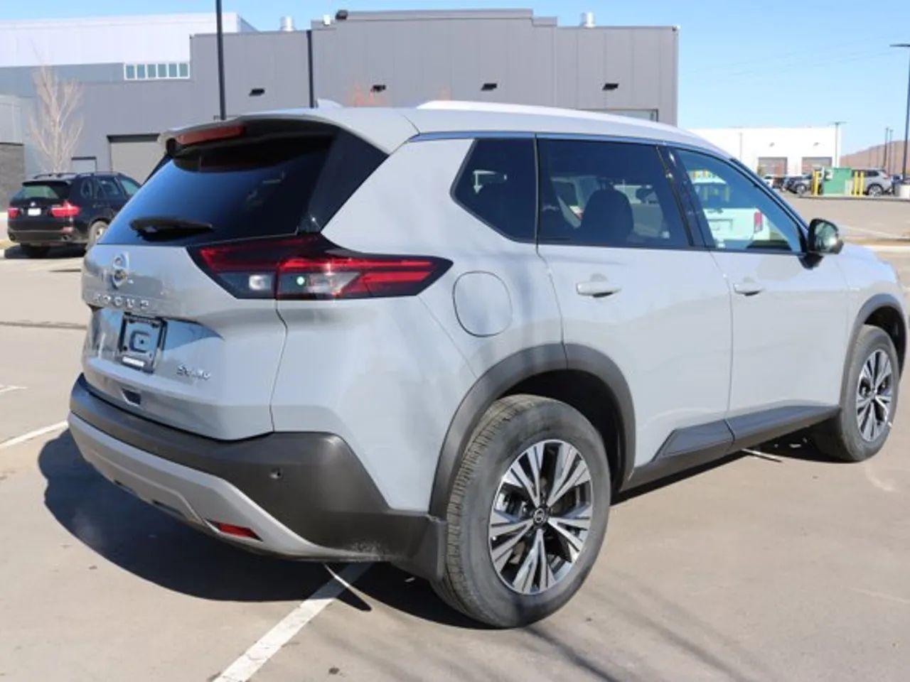 2021 Nissan Rogue SV-4