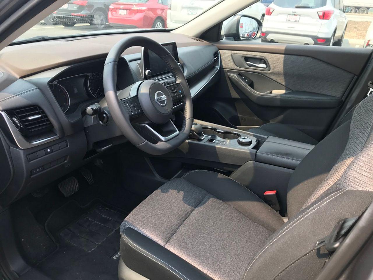 2021 Nissan Rogue SV-4