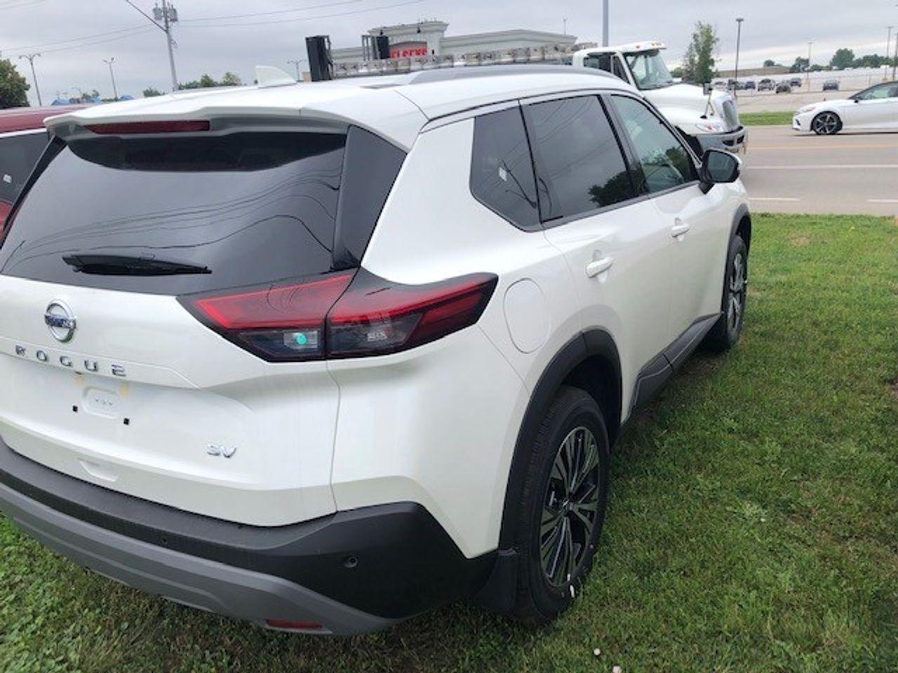 2021 Nissan Rogue SV-4