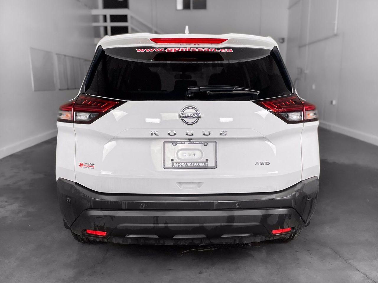 2021 Nissan Rogue S-4
