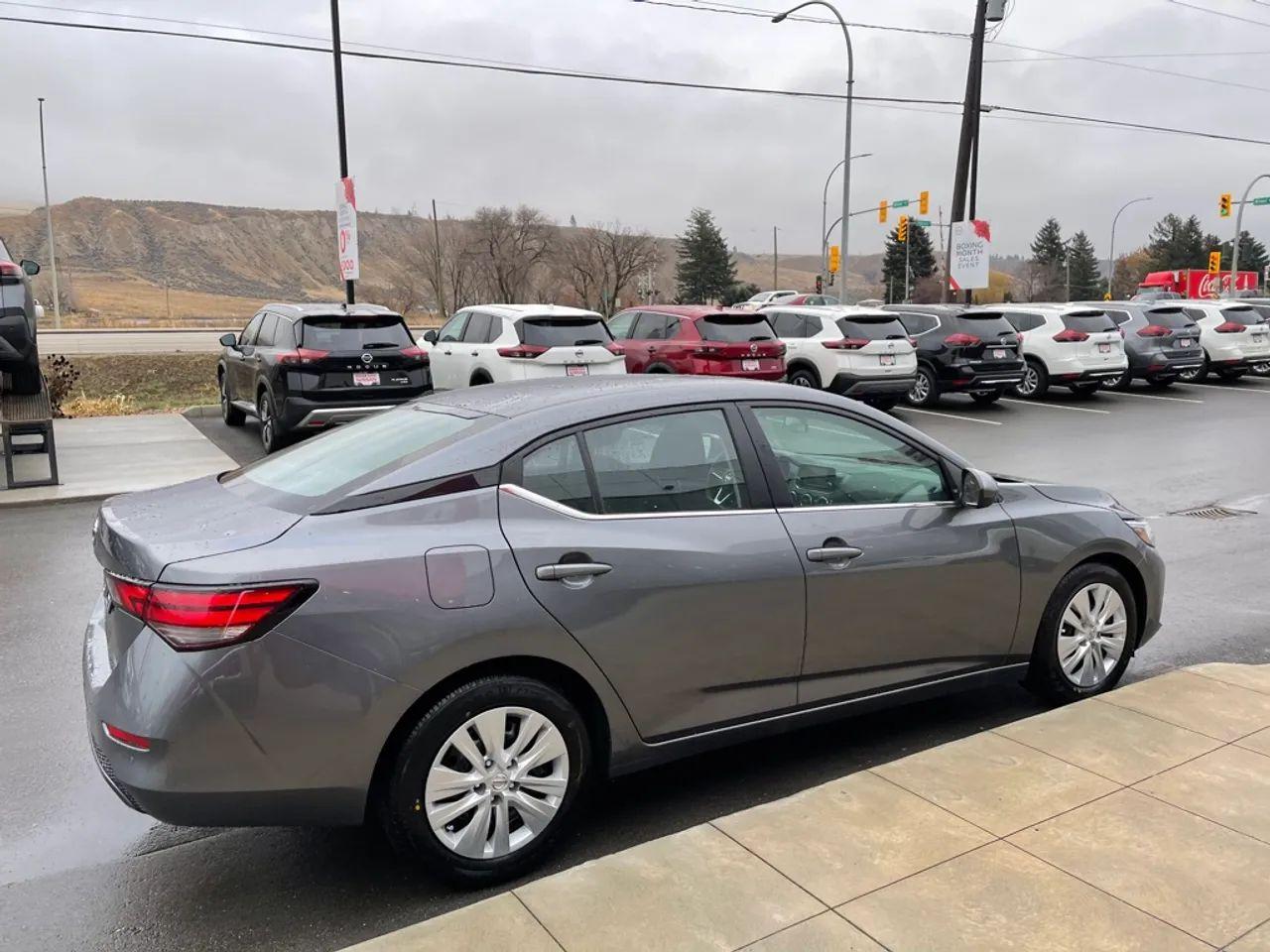2021 Nissan Sentra S-4