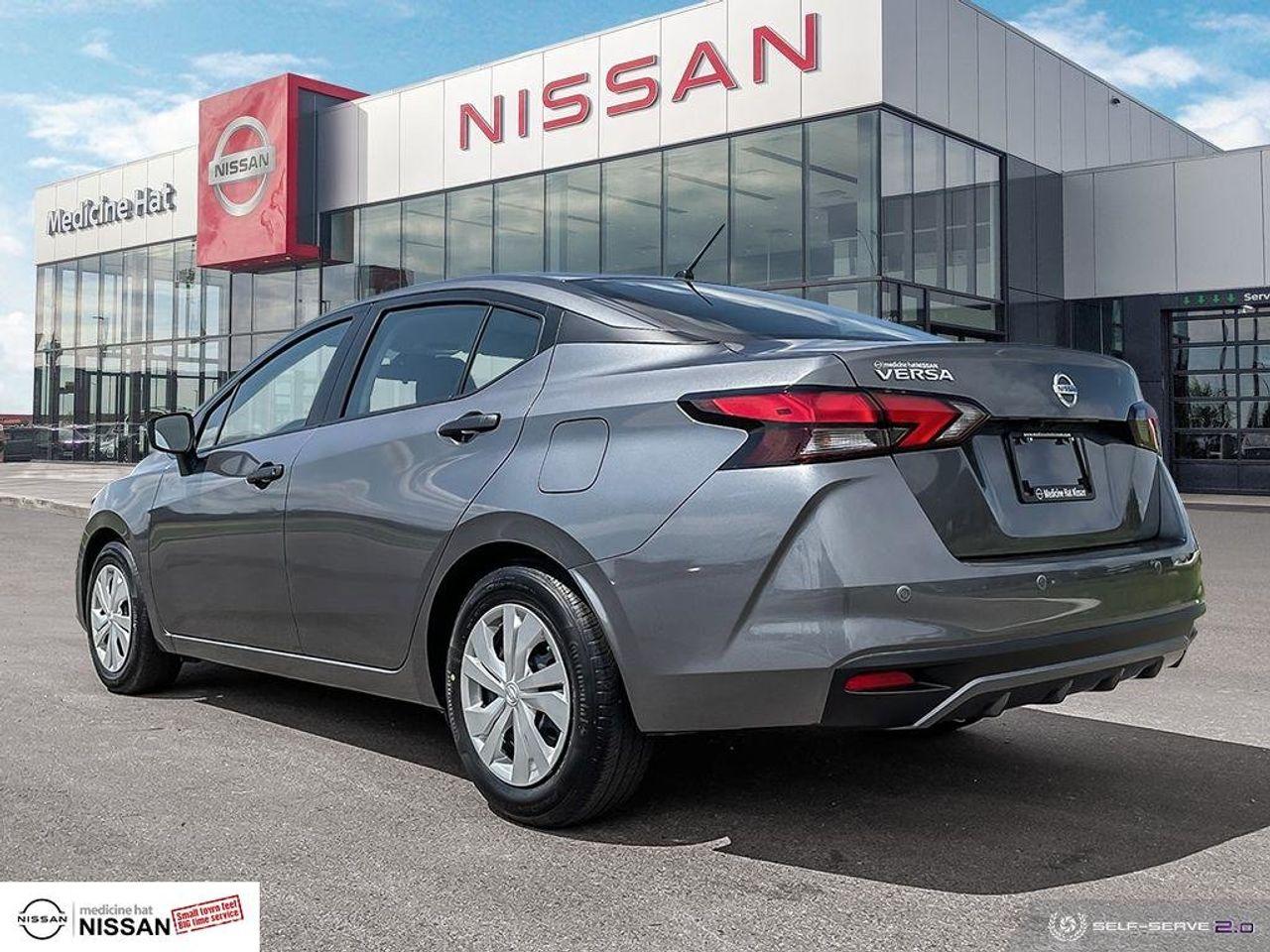 2021 Nissan Versa Grade S-4
