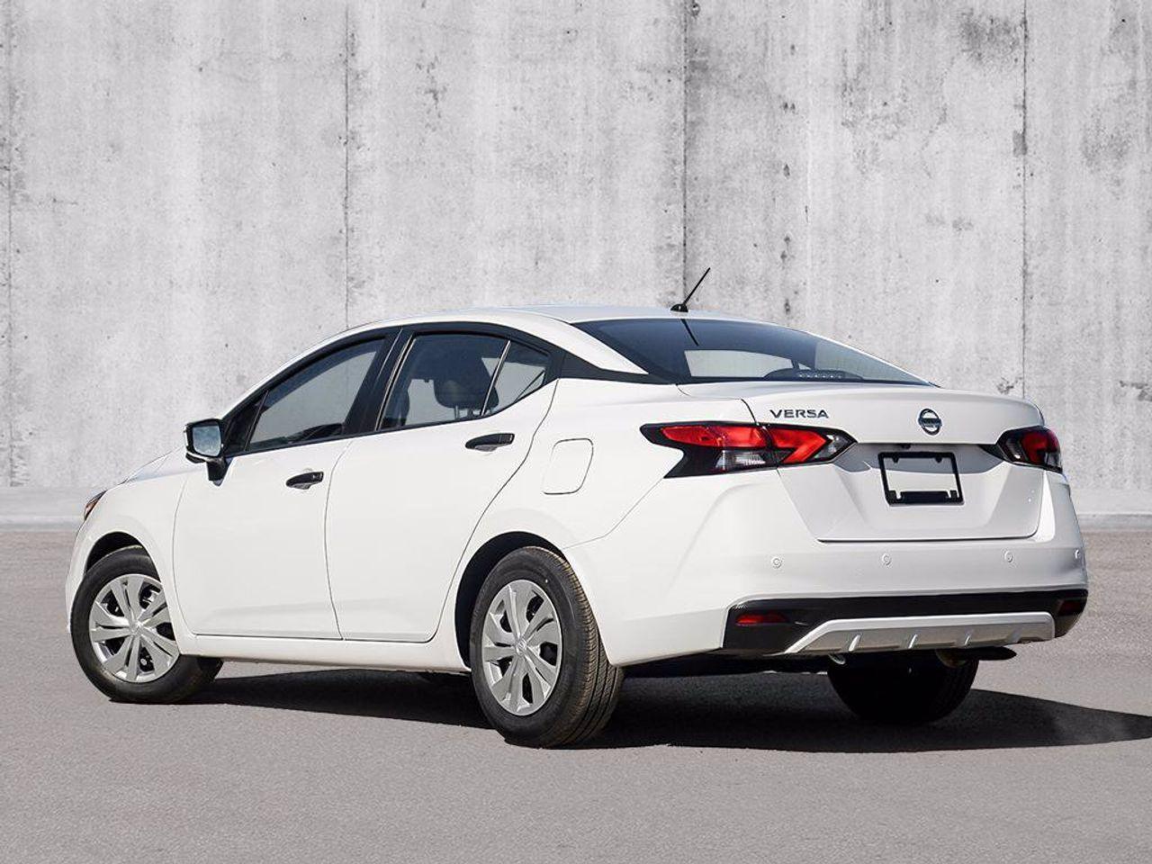 2021 Nissan Versa Grade S-3