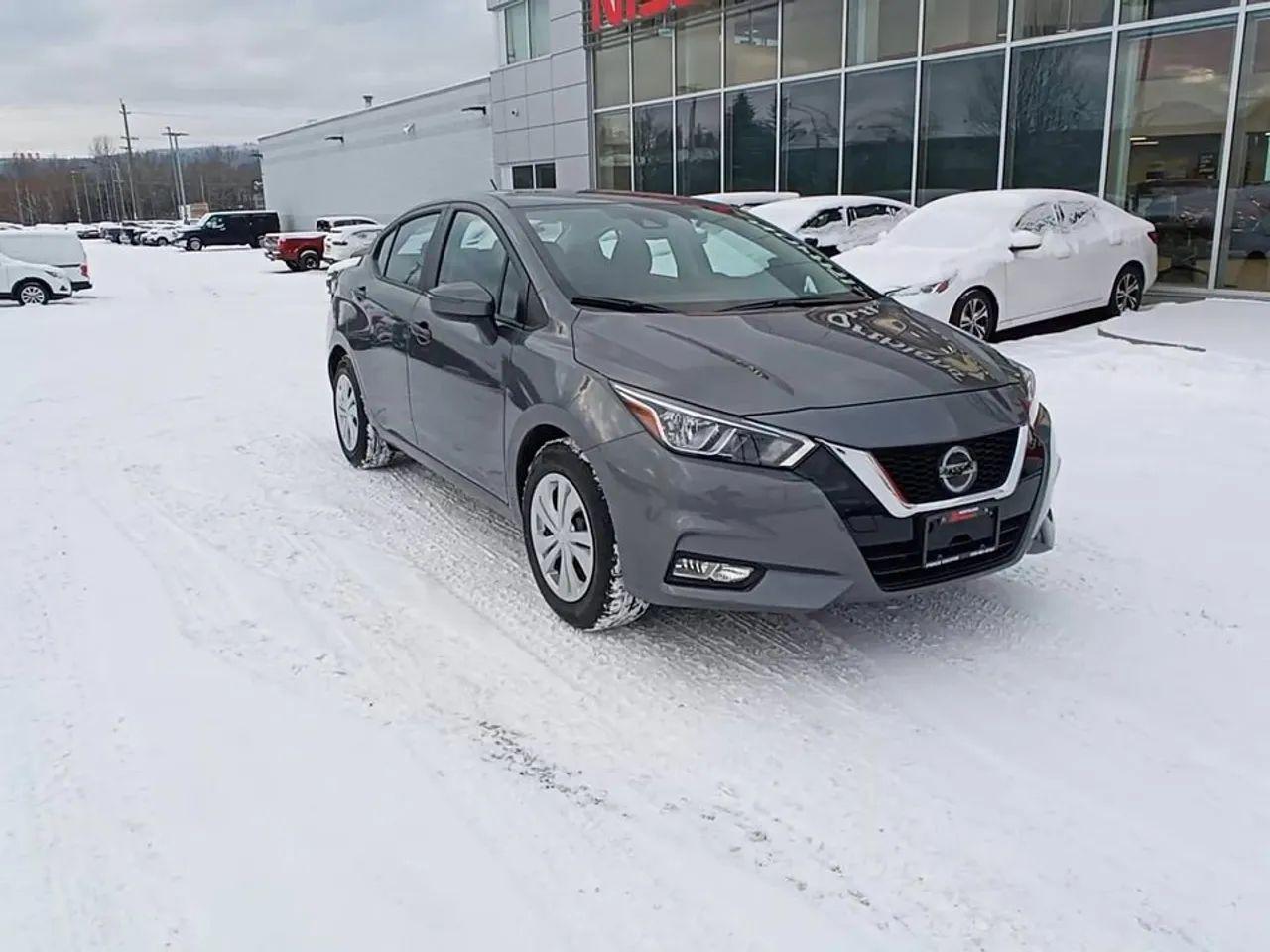 2021 Nissan Versa Grade S-1
