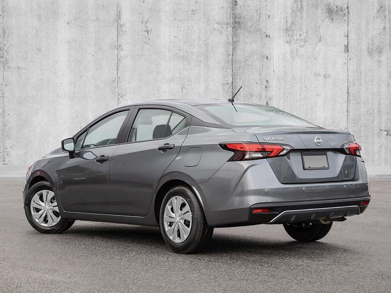 2021 Nissan Versa S-4