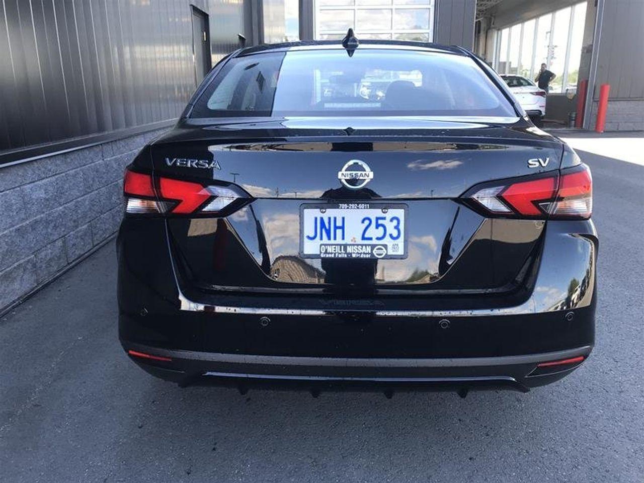 2021 Nissan Versa SEDAN-4