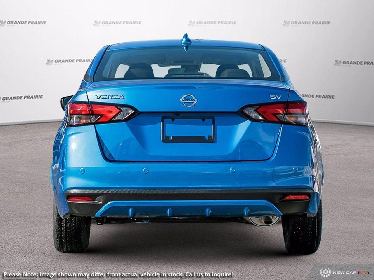 2021 Nissan Versa SEDAN-4